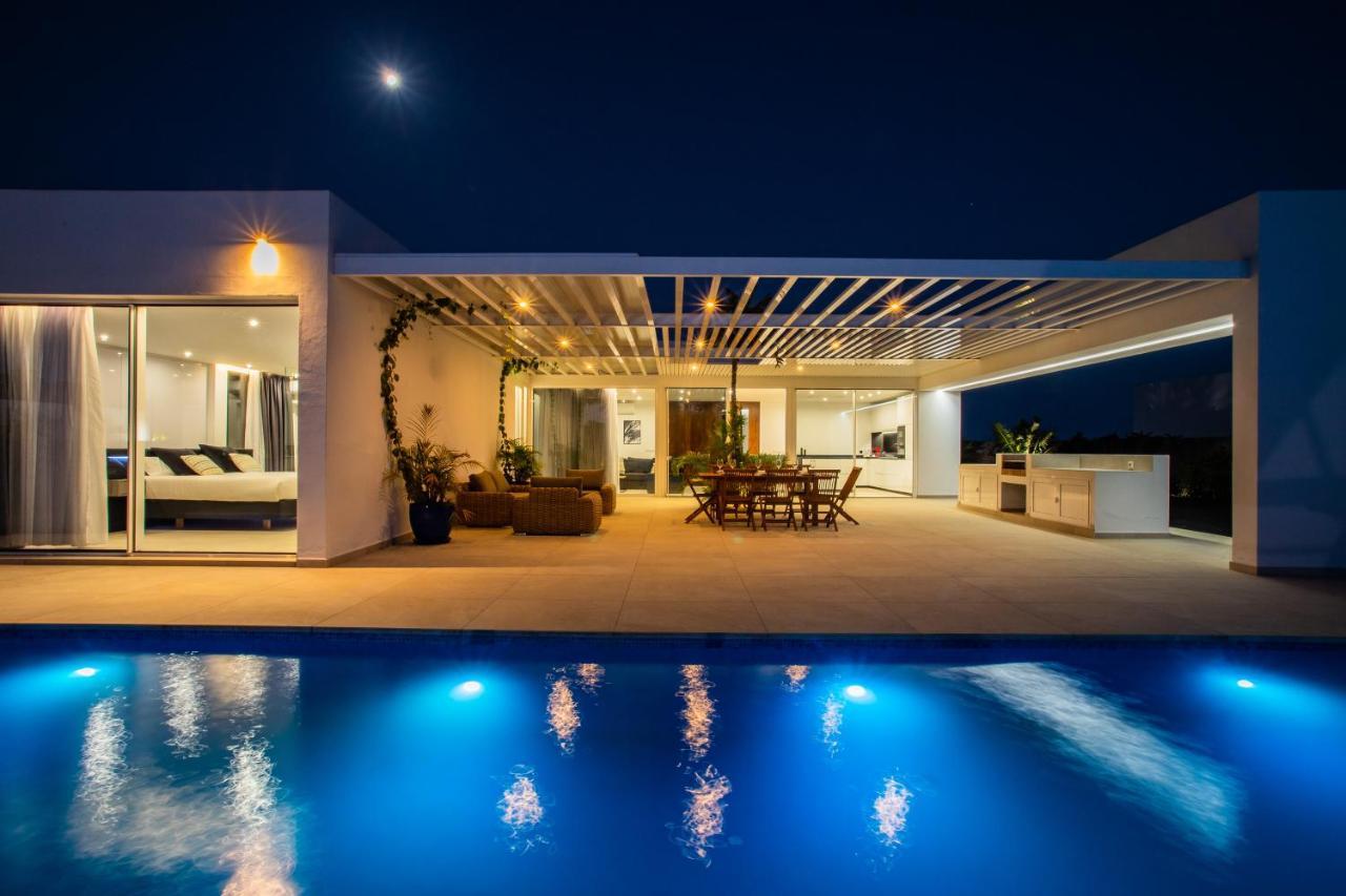 Golf Palms Villa Costa Teguise Ngoại thất bức ảnh